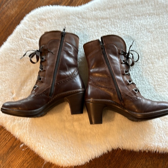 Like new. Joseph seibel boots. - Picture 7 of 10